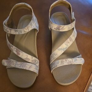 Aetrex Women's Multi-Tone Strappy Comfort Sandals